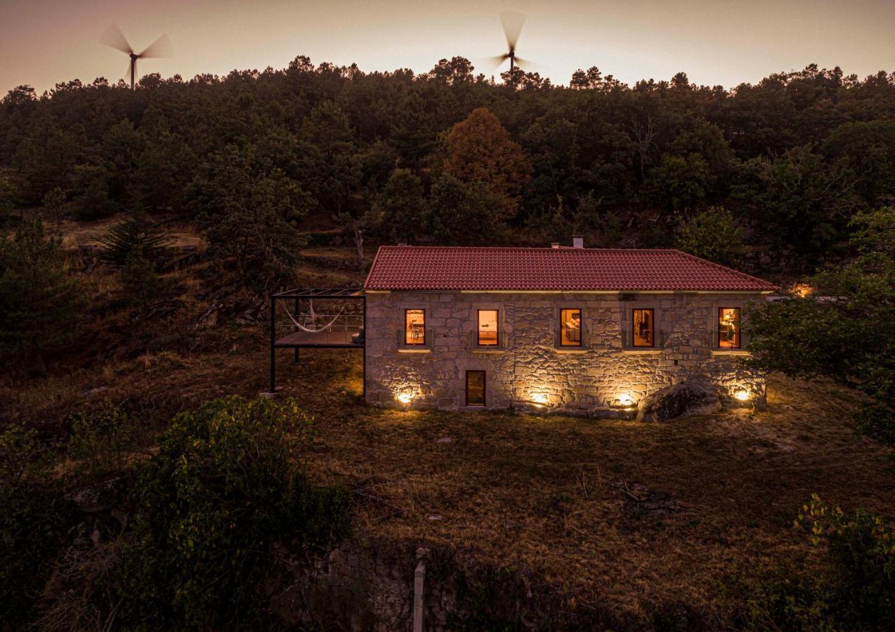 Вилла Casa Da Moiroa Sendim  Экстерьер фото